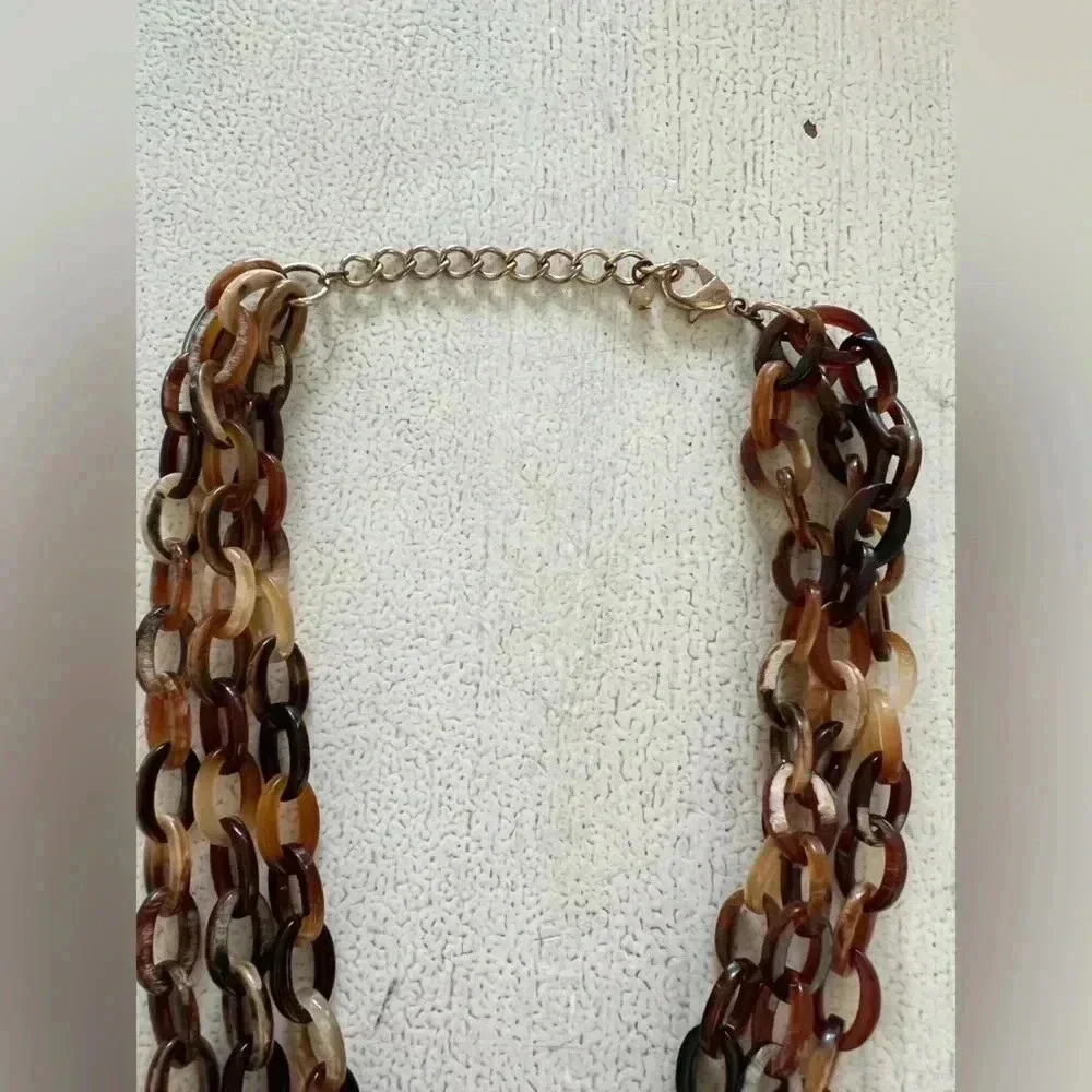 Tortoise Triple Strand Necklace - Picture 5 of 8